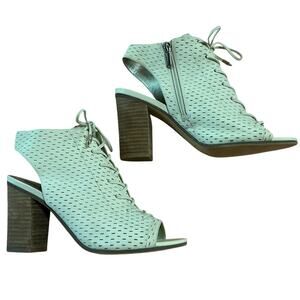 Sam Edelman Ennette Beige Leather Sandal Booties 7.5 Peep Toe Lace-Up Heels